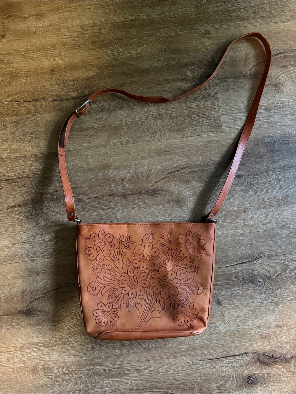Floral-Tooled Tan Crossbody Bag with Adjustable Strap